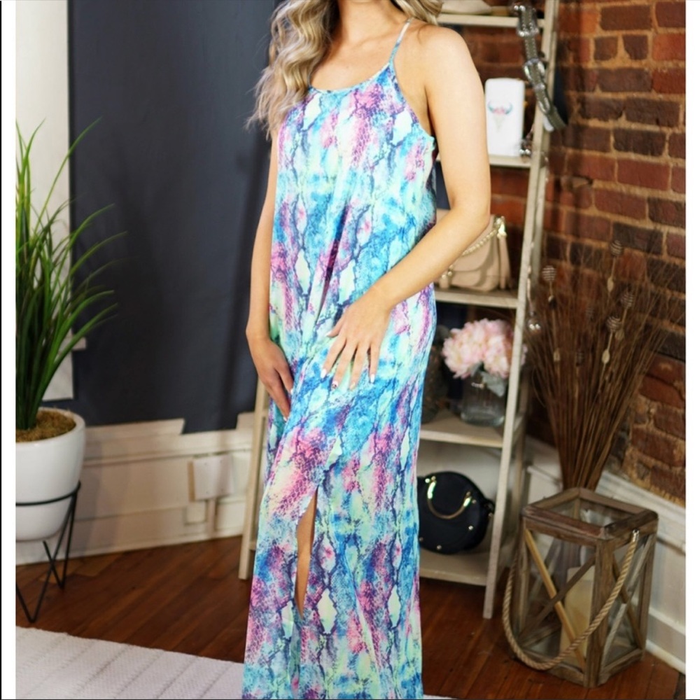 Peach Love CA | Neon Snake Skin Maxi Dress